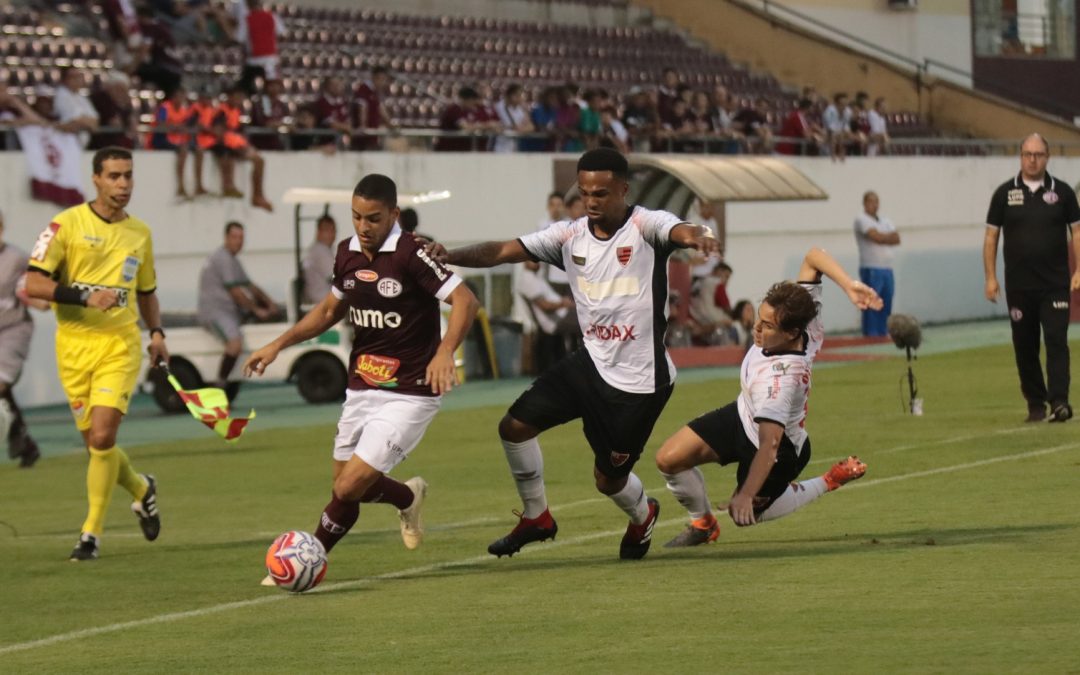 Ferroviária vence Oeste de virada!