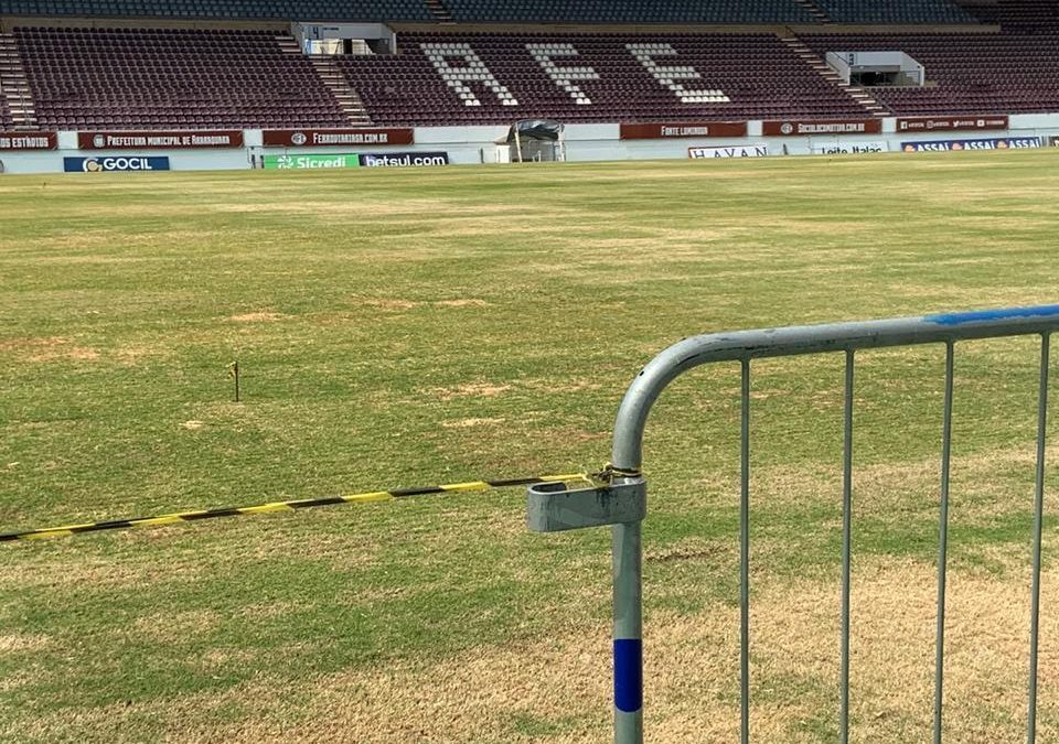 Ferroviária está reformando o gramado da do estádio da Fonte Luminosa!Araraquara News!